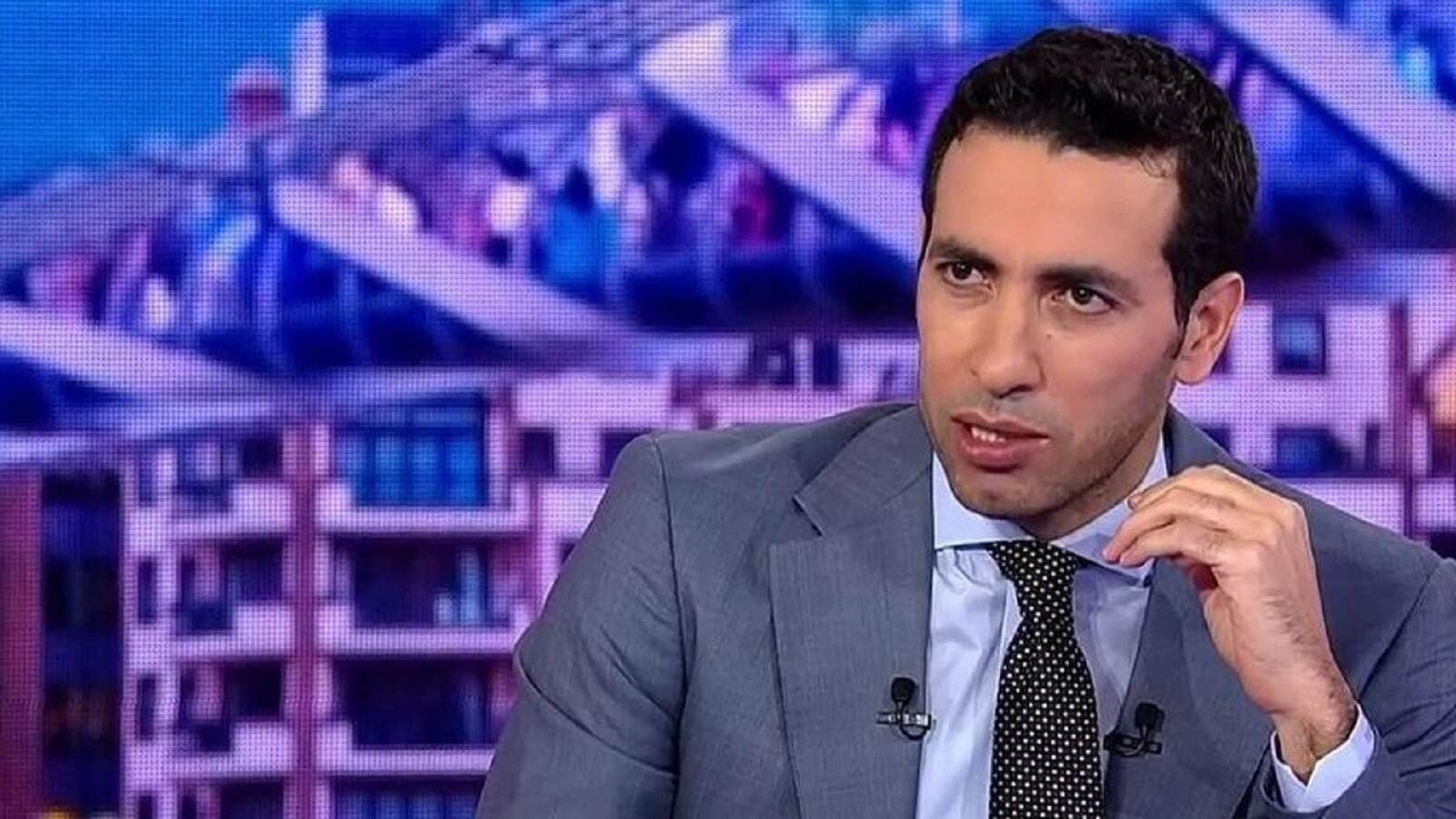 أبو تريكة يتعرض لهجوم بعد تصريحاته حول حملات دعم المثليين