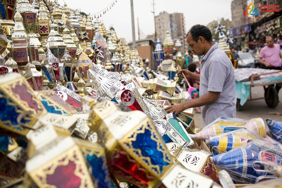 فانوس رمضان تراث شعبي تخطي الألف عام