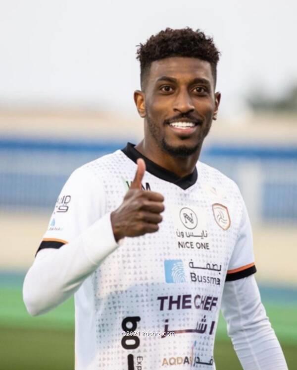 من هو احمد شراحيلي لاعب نادي الشباب السعودي