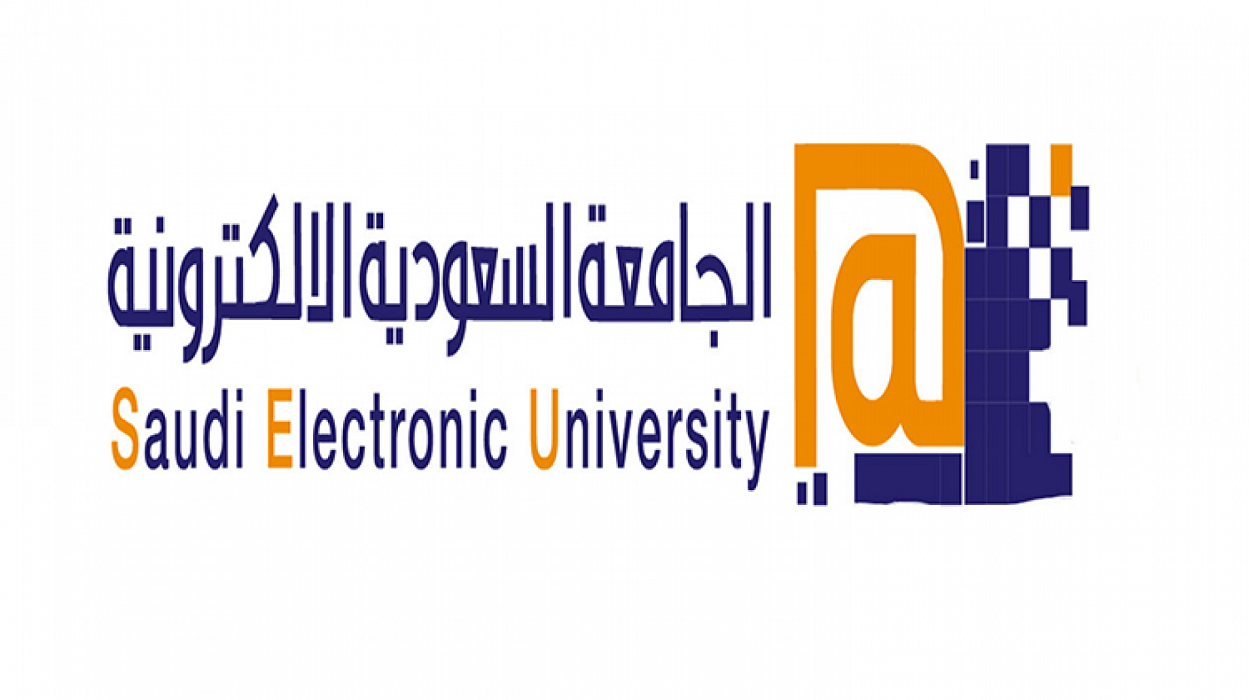 كم عدد تخصصات الجامعه السعوديه الالكترونيه؟